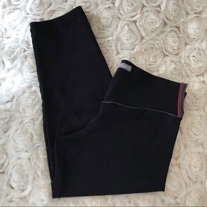 Body Language Sportswear Capri Workout Leggings